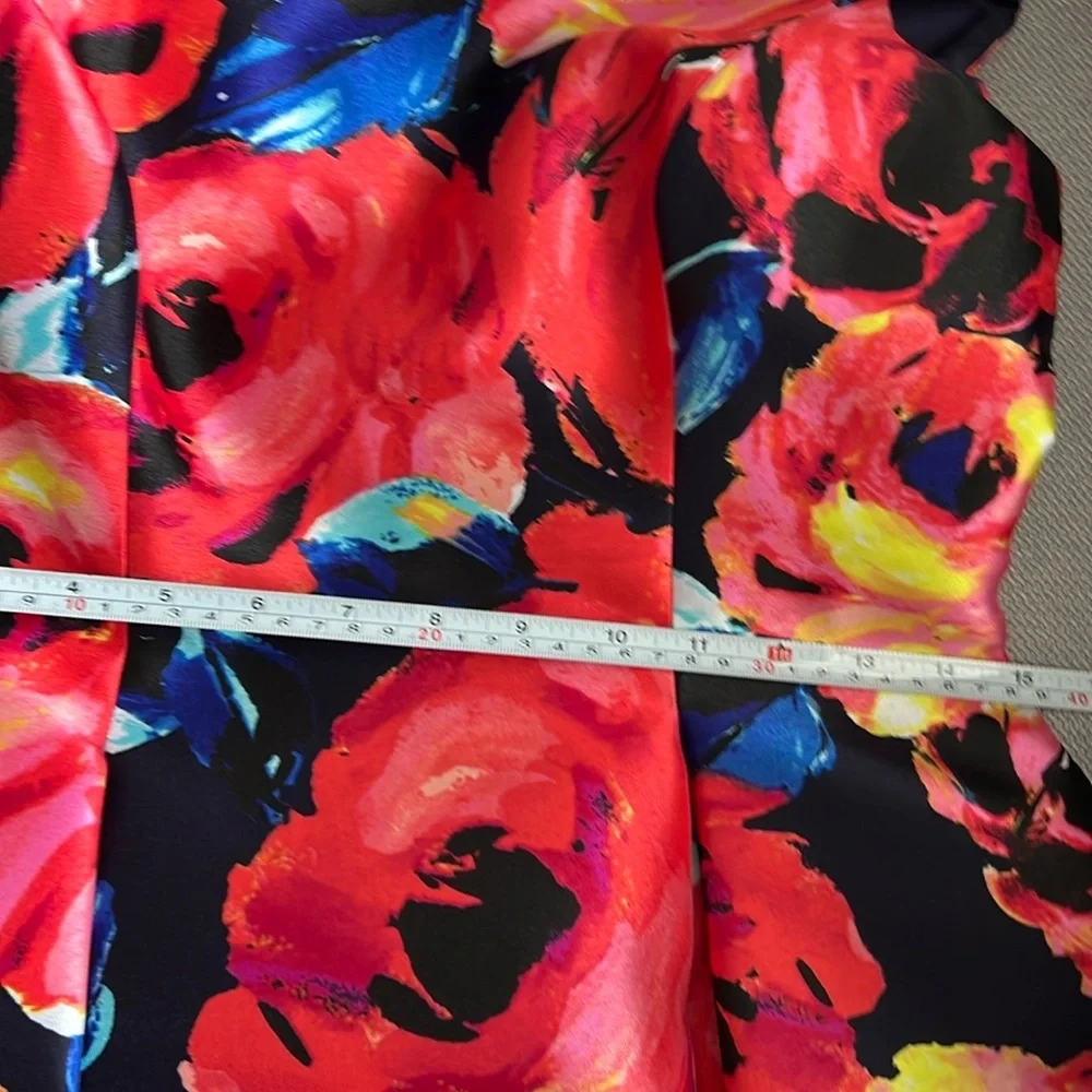 Adrianna Papell Printed Mikado Fit & Flare Dress Size 4 - Picture 8 of 9